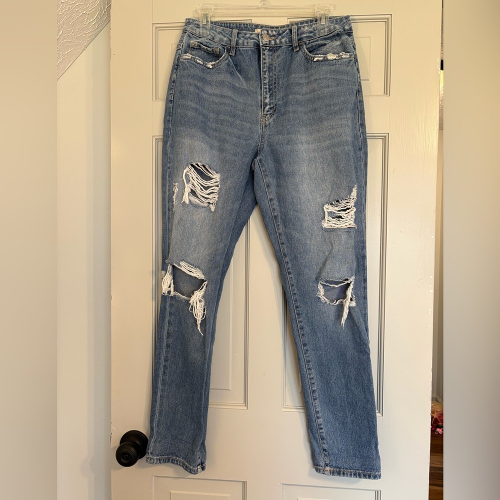 Altar'd State Light Blue Distressed Straight Leg Jeans size 28